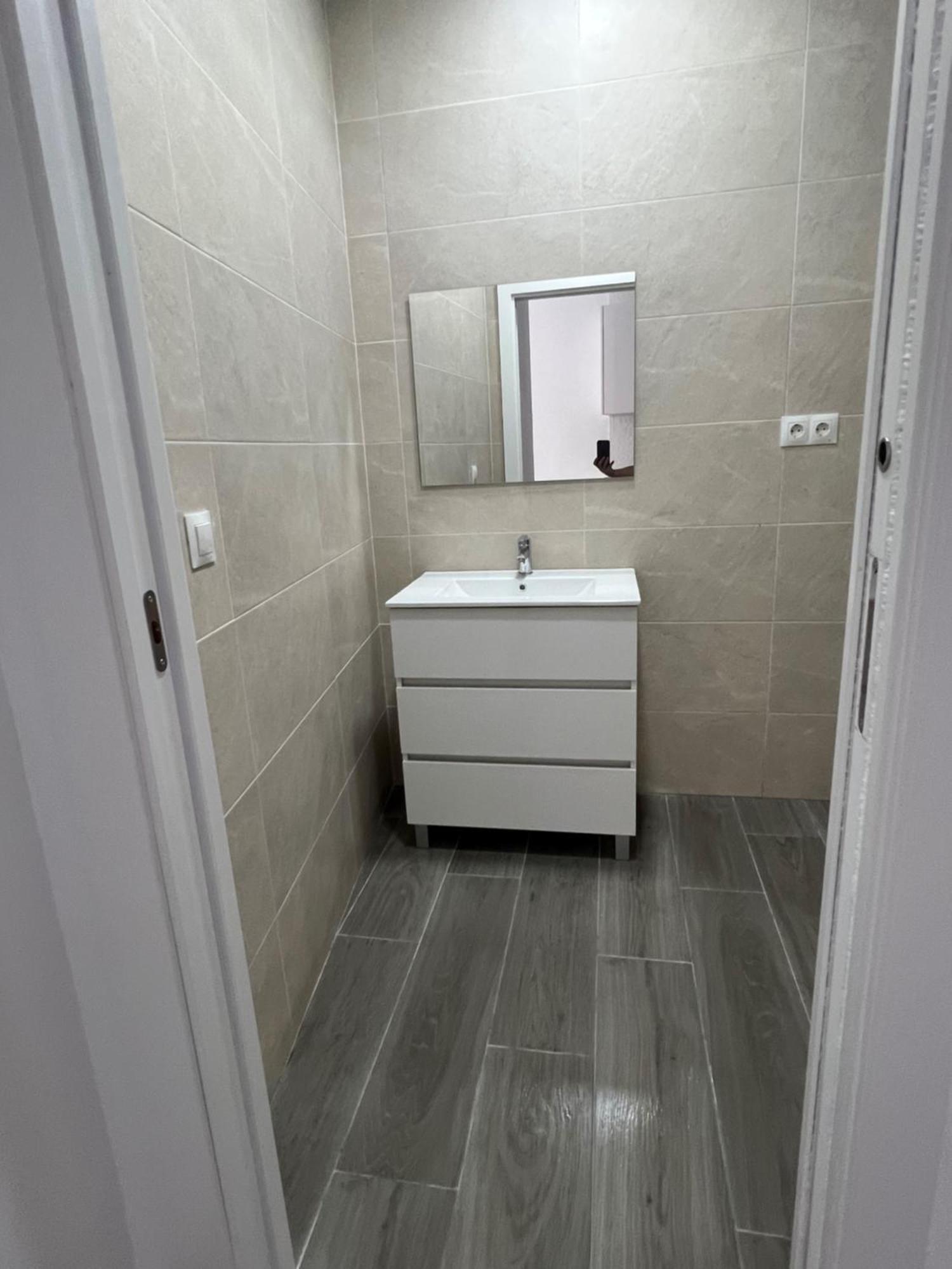 Apartamentos Montalvo Metropolis B Torremolinos Bagian luar foto
