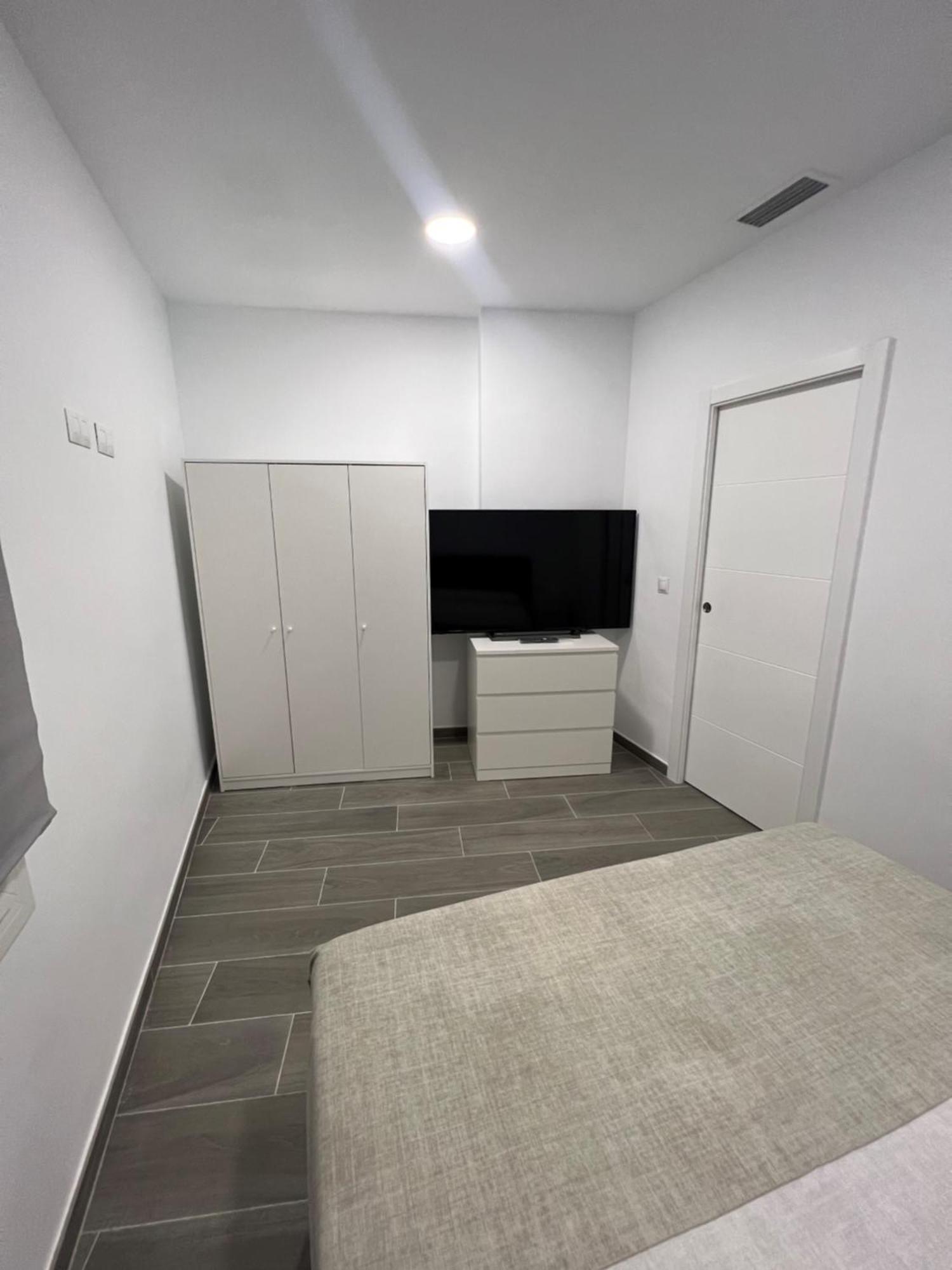 Apartamentos Montalvo Metropolis B Torremolinos Bagian luar foto